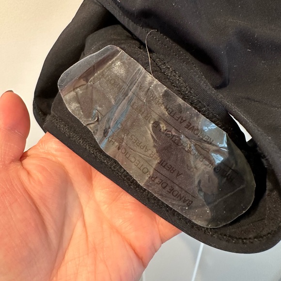 Simons Once piece swimsuit - Picture 3 of 5